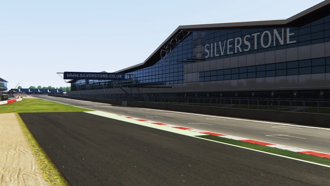 Silverstone Circuit Minibus and Coach Hire 